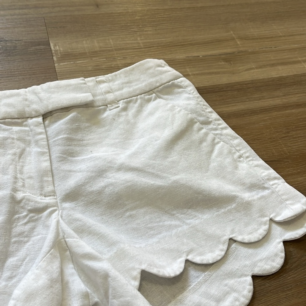 J CREW SCALLOPED SHORTS - Picture 2 of 4